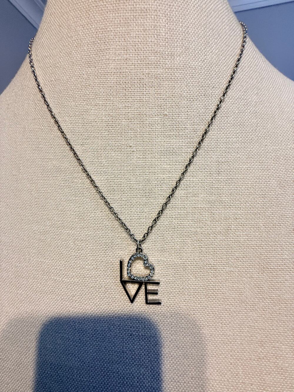 Vintage Rhinestone Love Pendant Necklace 18+3”